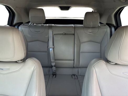 Certified 2023 Cadillac XT4 Luxury w/ Driver Awareness Package FWD image 19