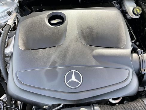 Used 2019 Mercedes-Benz GLA 250 image 33