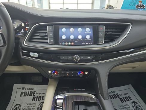 Used 2023 Buick Enclave Avenir w/ Avenir Technology Package image 17