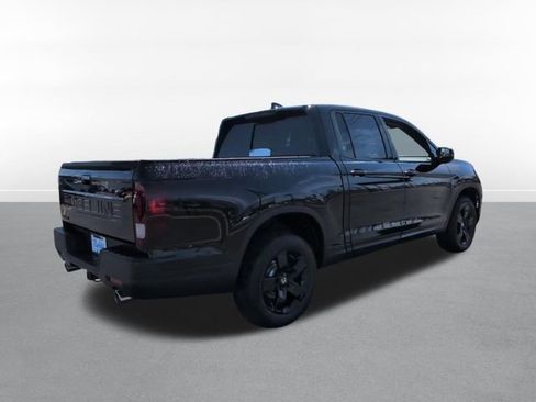 New 2026 Honda Ridgeline Black Edition image 4