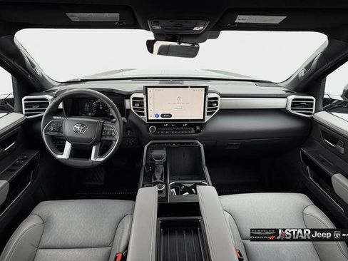 Used 2025 Toyota Tundra Limited image 9