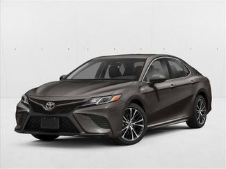 Used 2018 Toyota Camry SE video 1