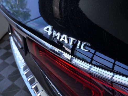 Used 2021 Mercedes-Benz GLS 450 4MATIC image 10
