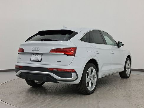 Used 2025 Audi Q5 2.0T Premium Plus w/ Premium Plus Package image 9