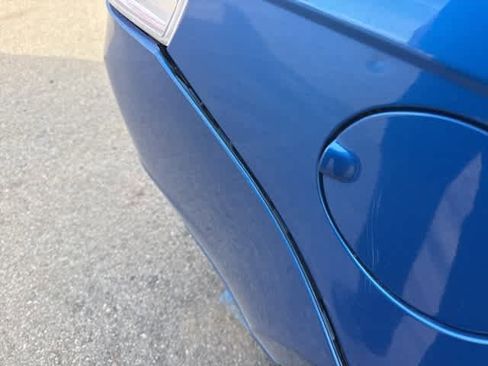 Used 2010 Ford Focus SE image 5