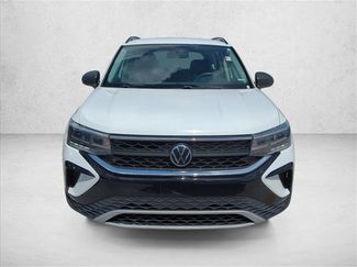 Used 2022 Volkswagen Taos S video 2