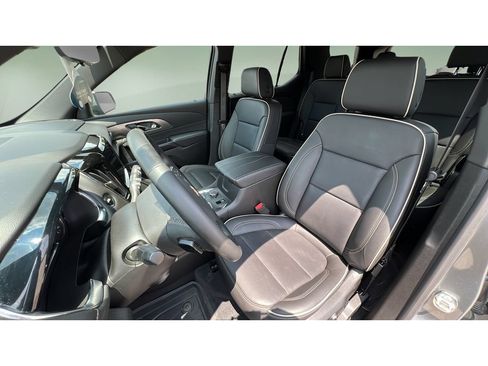Certified 2023 Chevrolet Traverse Premier w/ LPO, Floor Liner Package AWD/4WD image 24