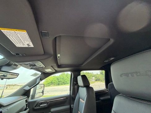 New 2026 GMC Sierra 2500 AT4 w/ AT4 Premium Plus Package AWD/4WD image 24
