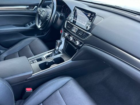 Used 2020 Honda Accord Sport image 16