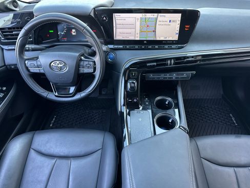 Used 2022 Toyota Mirai XLE image 13