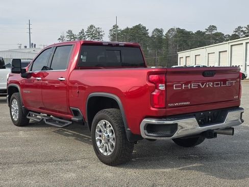 Used 2024 Chevrolet Silverado 2500 LTZ w/ LTZ Premium Package image 3
