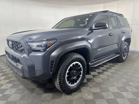 Used 2025 Toyota 4Runner TRD Off-Road Premium AWD/4WD image 8