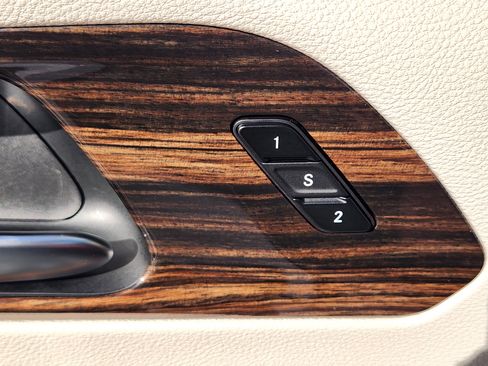 Used 2024 Chrysler Pacifica Limited w/ Trailer Tow Group image 29