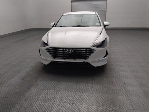 Used 2023 Hyundai Sonata SE w/ Preferred Accessory Package FWD image 15
