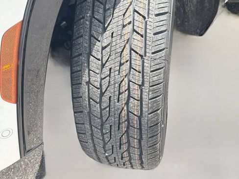 Used 2024 Chevrolet Traverse RS w/ LPO, Floor Liner Package AWD/4WD image 41