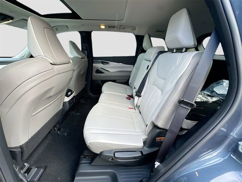 Used 2026 INFINITI QX60 Luxe w/ Cargo Package image 27