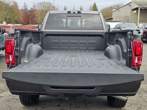 New 2026 RAM 2500 Laramie AWD/4WD image 10