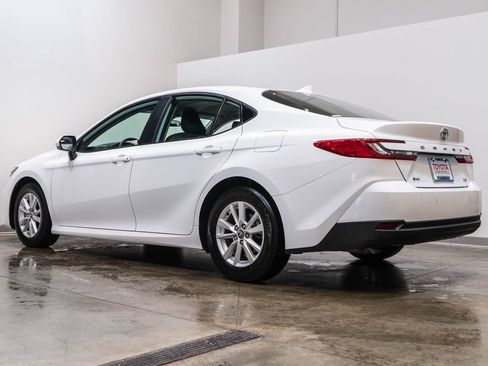 Used 2025 Toyota Camry LE FWD image 7