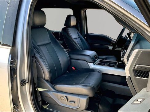 Used 2022 Ford F250 Lariat w/ Lariat Value Package AWD/4WD image 29