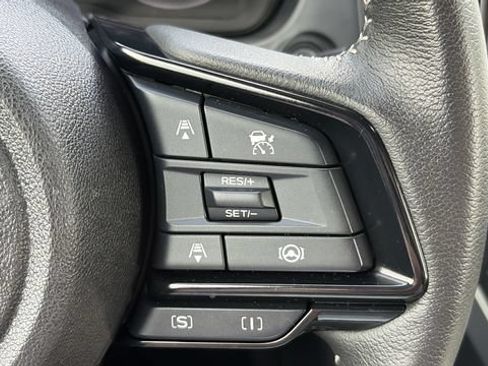 Certified 2025 Subaru Forester Premium AWD/4WD image 27