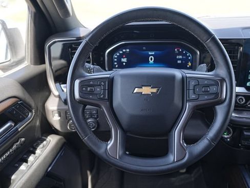 Used 2024 Chevrolet Silverado 1500 High Country w/ High Country Premium Package AWD/4WD image 33