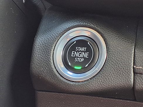 Used 2023 Buick Envision Avenir AWD/4WD image 14