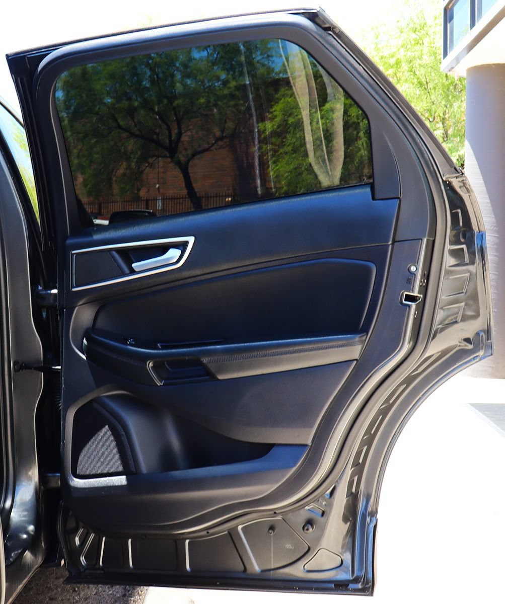 Used 2020 Ford Edge SEL FWD image 27