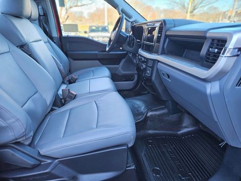 New 2026 Ford F250 XL w/ XL Chrome Package image 9