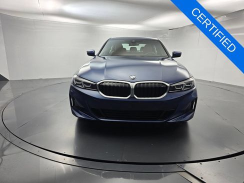 Used 2023 BMW 330i Sedan w/ Driving Assistance Package RWD image 2