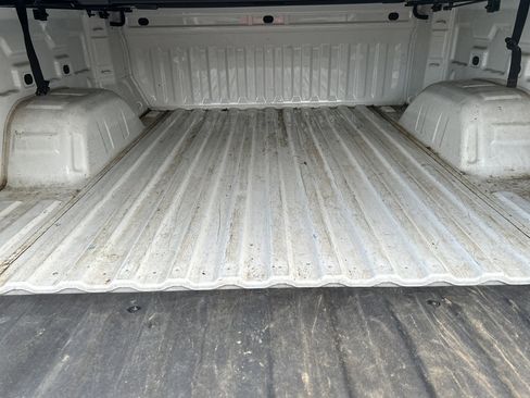 Used 2020 GMC Sierra 1500 SLT image 3