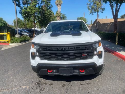 Used 2024 Chevrolet Silverado 1500 Custom Trail Boss AWD/4WD image 3