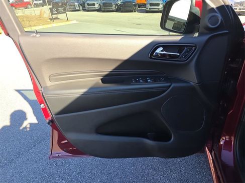 Used 2022 Dodge Durango GT image 19