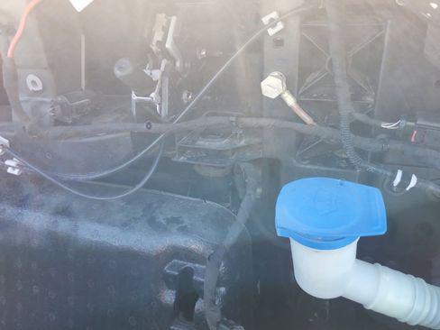 Used 2025 Volkswagen ID. Buzz 1st Edition image 23