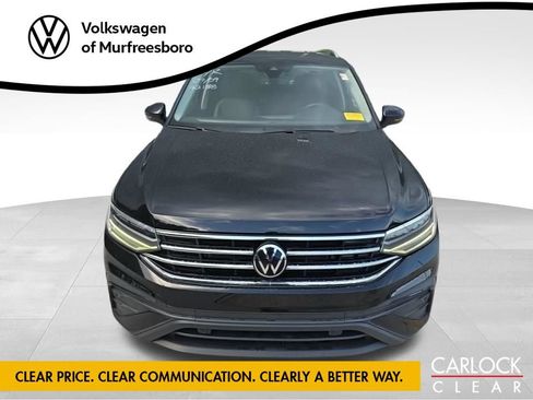Used 2023 Volkswagen Tiguan SE FWD image 4