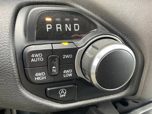 Used 2020 RAM 1500 Big Horn AWD/4WD image 17
