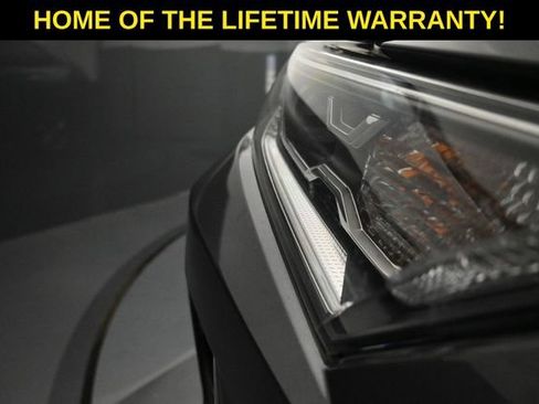 Used 2021 Toyota RAV4 Limited AWD/4WD image 46