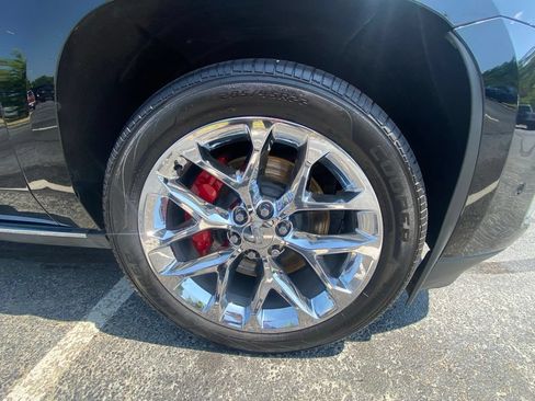 Used 2019 Cadillac Escalade Platinum AWD/4WD image 31