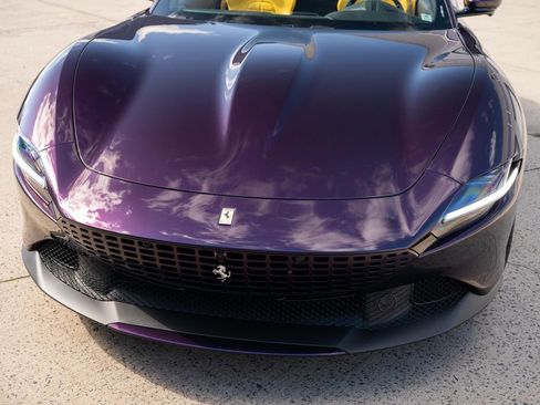 Used 2024 Ferrari Roma Spider image 10