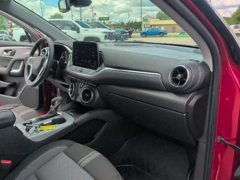 Used 2024 Chevrolet Blazer LT w/ Convenience Package FWD image 49