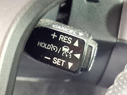 Used 2022 Toyota Tacoma TRD Off-Road w/ Technology Package image 18