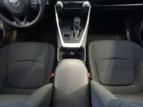Certified 2025 Toyota RAV4 XLE AWD/4WD image 26