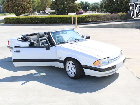 Used 1989 Ford Mustang LX RWD image 25