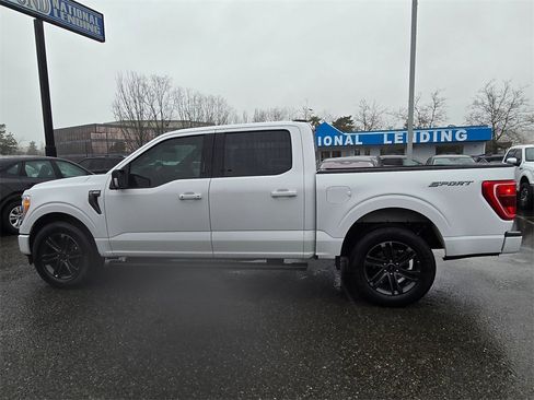 Used 2022 Ford F150 XLT w/ Equipment Group 302A High image 8