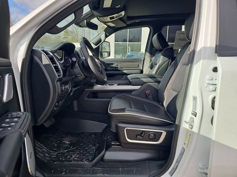 New 2026 RAM 1500 Laramie w/ Night Edition AWD/4WD image 11