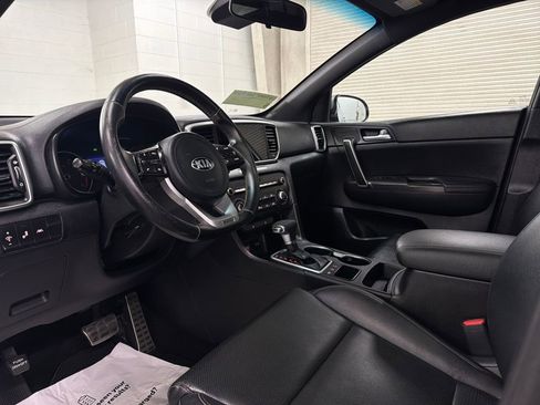 Used 2020 Kia Sportage S w/ S Sunroof Package image 6