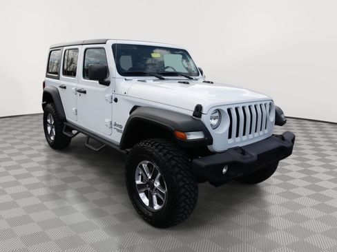 Used 2020 Jeep Wrangler Unlimited Sport S image 3