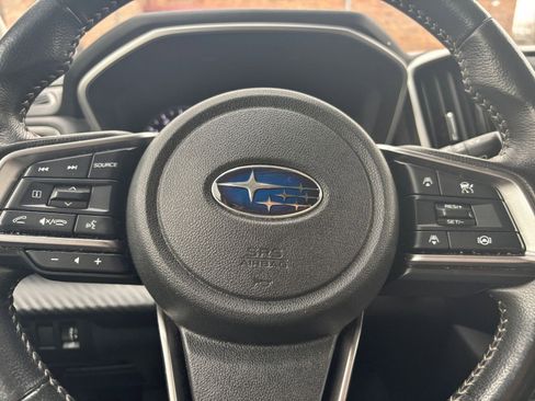 Used 2024 Subaru Ascent Premium w/ Convenience Package image 29