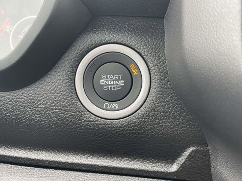 New 2026 RAM 1500 Express image 4