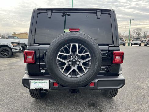 New 2026 Jeep Wrangler Sahara image 7