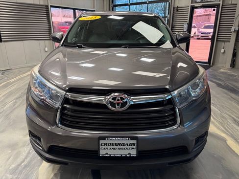 Used 2015 Toyota Highlander LE image 35